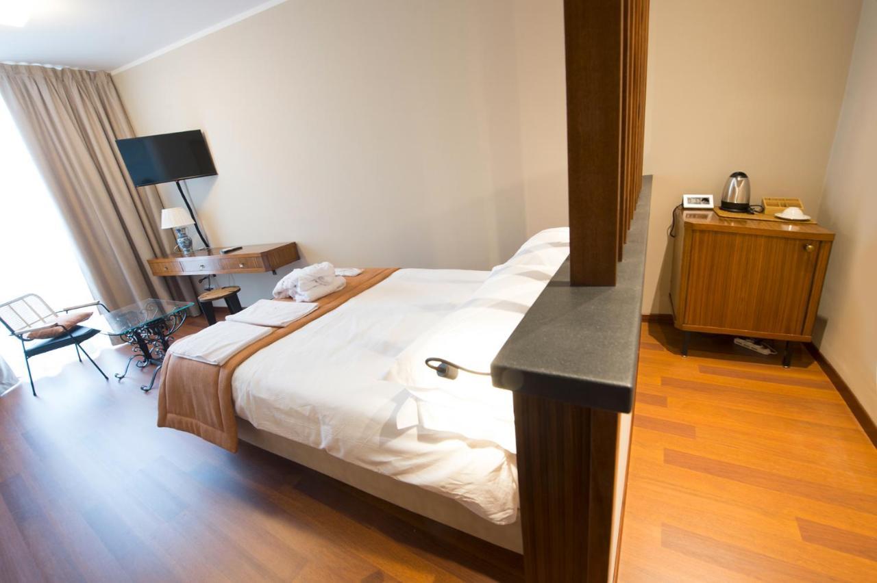 Villa Jasmine B&B Gattico Bagian luar foto
